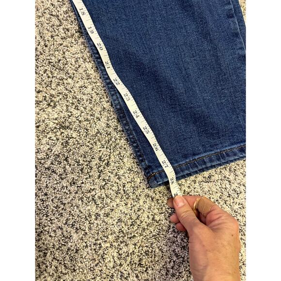 Carhartt Relaxed Fit Women's Carpenter Denim Jeans,‎ Size 24 PLUS Medium Wash - Picture 8 of 13